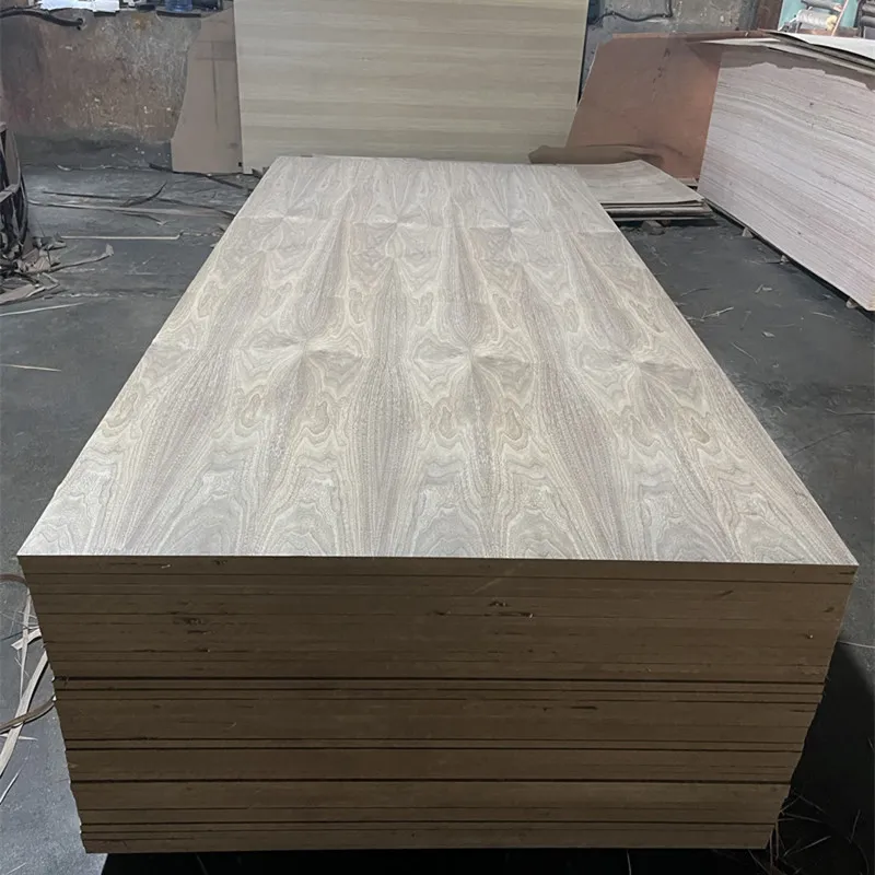 أوراق البلوط MDF